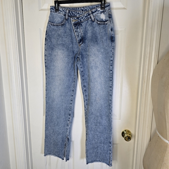 Le Lis Cross Front Blue Jeans Button Fly‎ Distressed Women's M - Picture 1 of 10